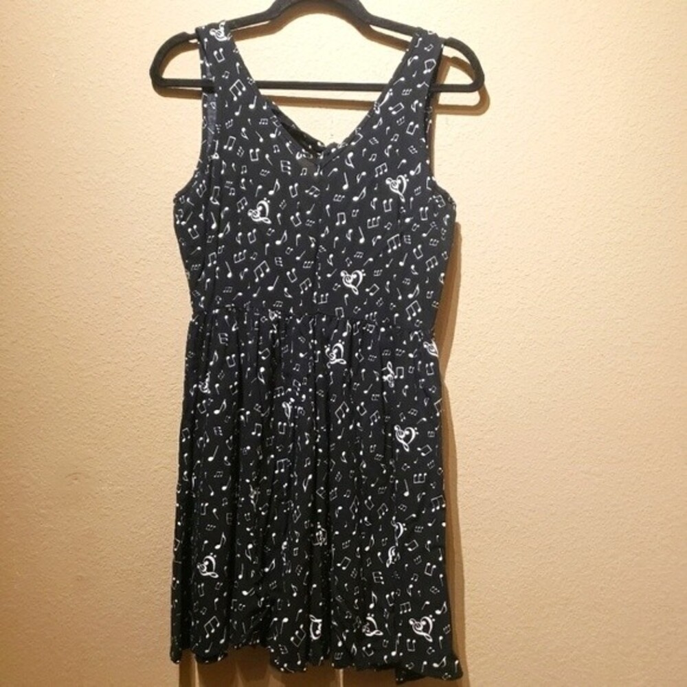Hot Topic Fit and Flare Black White Music Note Dress Size Small - Picture 2 of 7